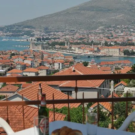 Miranda Apartment Trogir