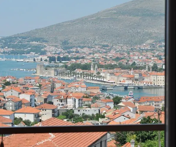 Miranda Trogir